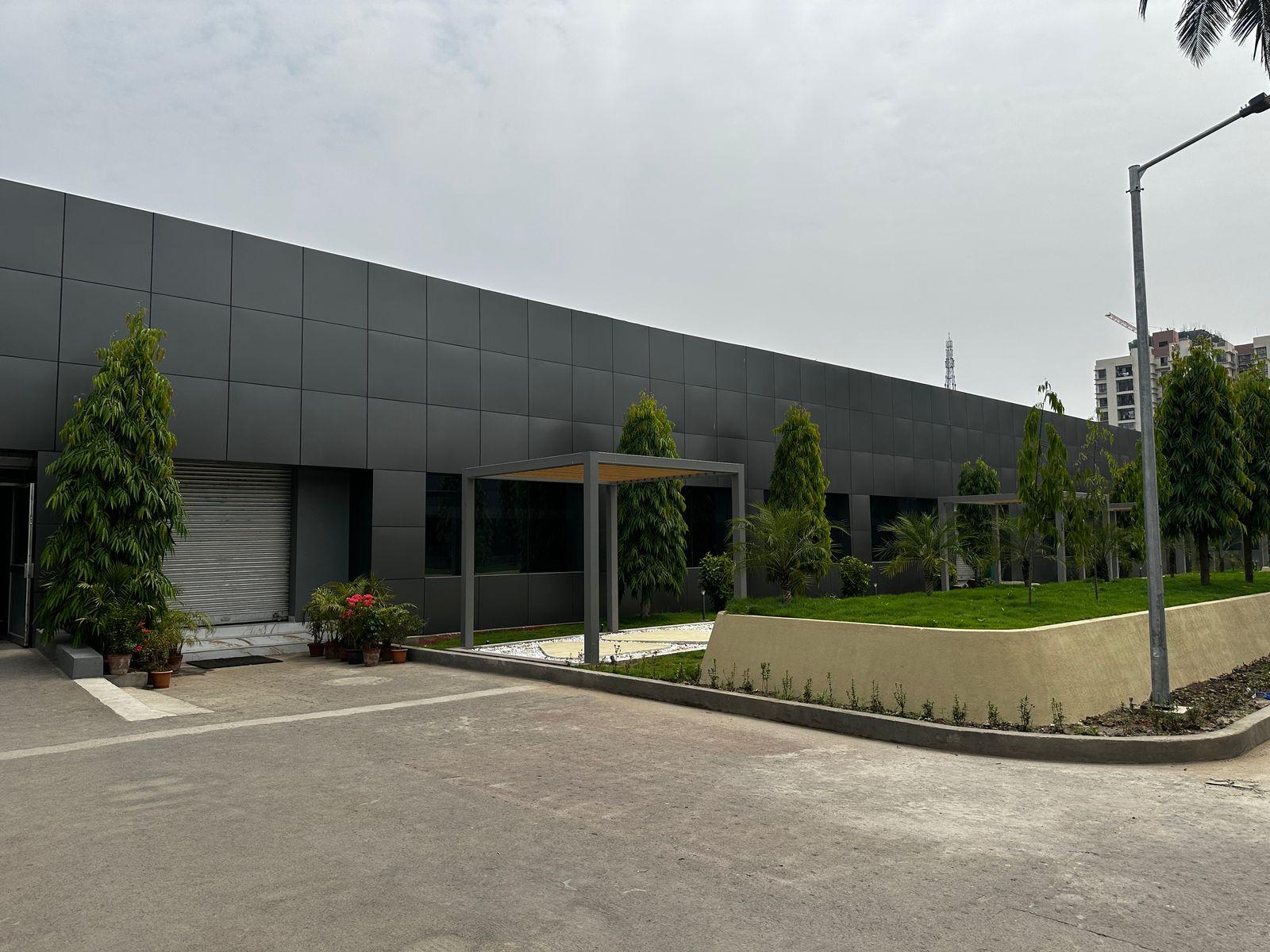 PHOTO-2025-04-15-11-38-36 2