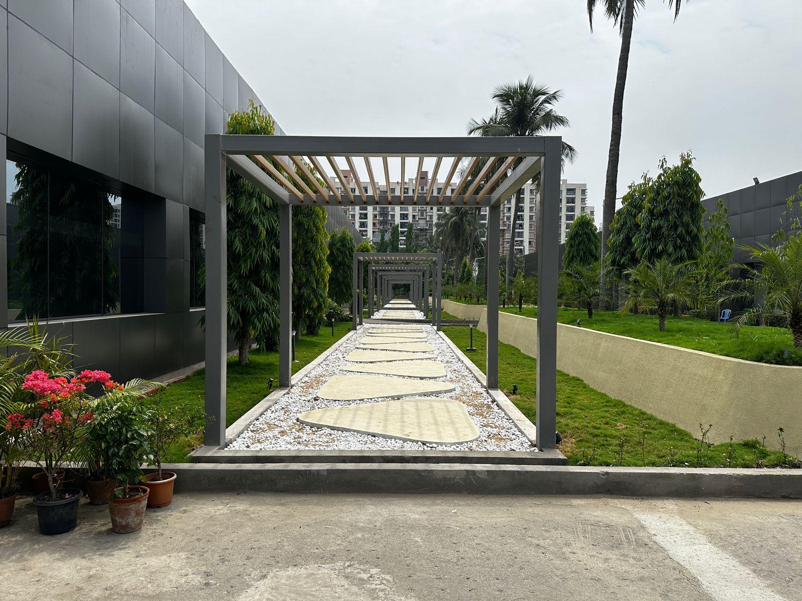 PHOTO-2025-04-15-11-38-36